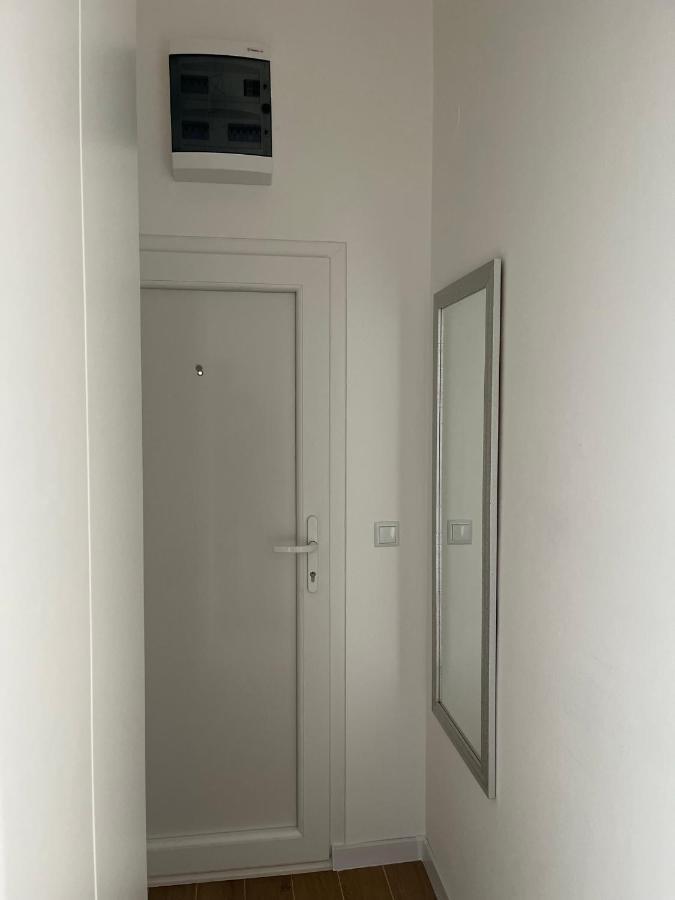 Studio Apartman Mia Zupanja Exterior foto